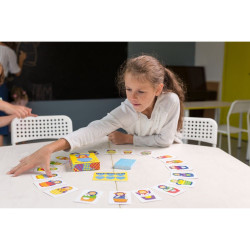 Juego de cartas Matrioshka